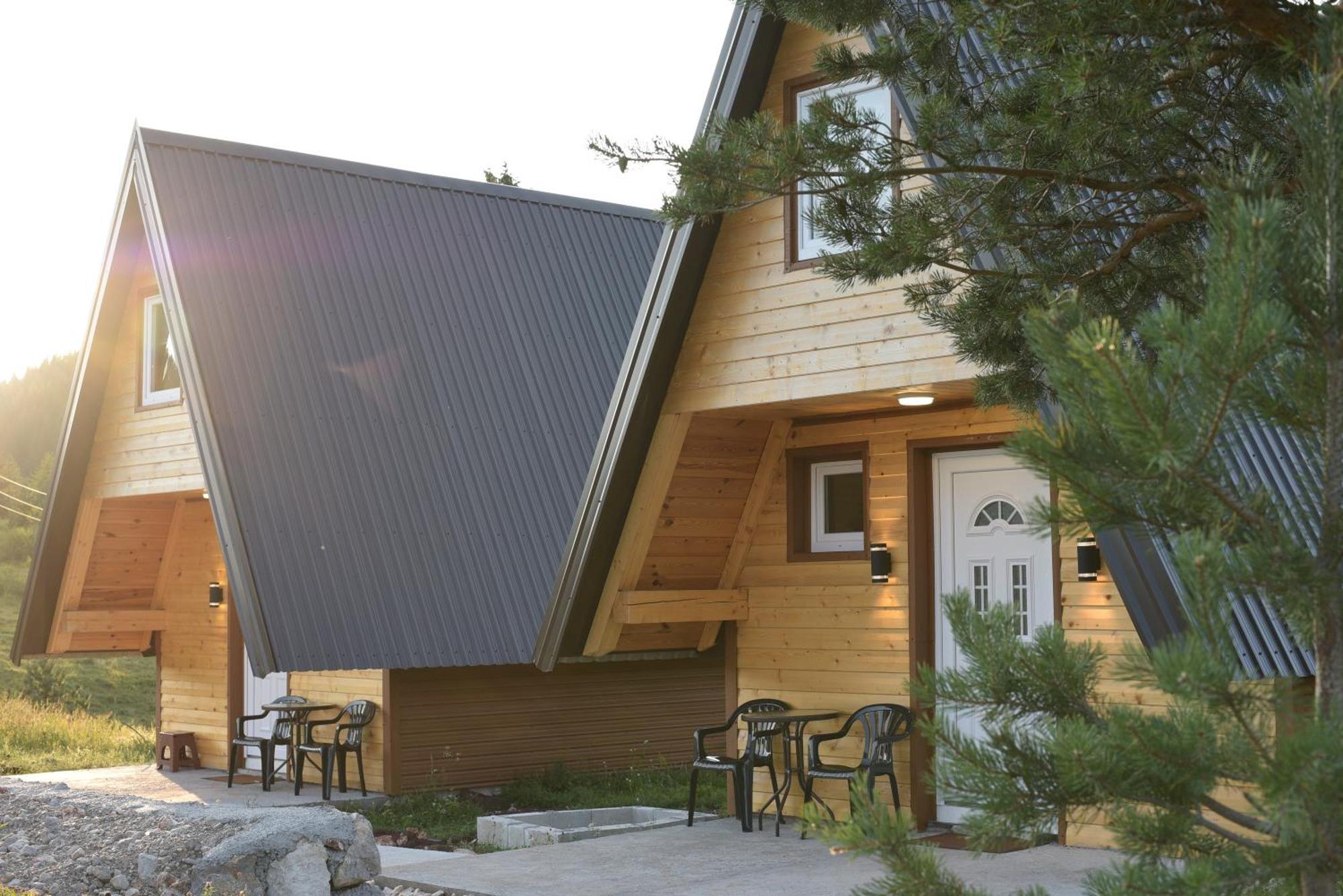 Mountain Paradise Cabins 자블야크 외부 사진
